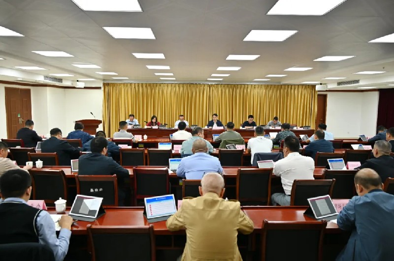 陽山縣前三季度經(jīng)濟(jì)形勢分析會召開 實(shí)干篤行 凝心聚力沖刺全年目標(biāo)任務(wù)